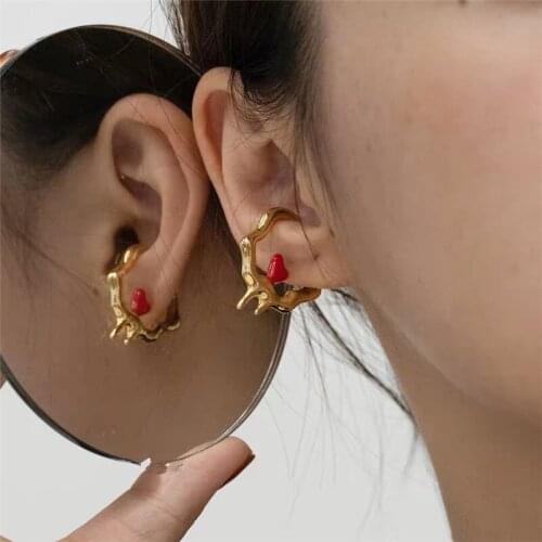 Origin Summer Minimalist Gold Color Irregular Enamel Red Love Heart Clip Earings for Women Exquisite Geometrical Earings Jewelry