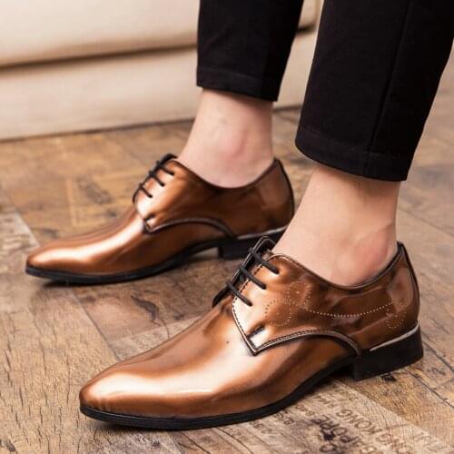 QWEDF 2019 New Men Casual Shoes Fashion Oxford Leather Breathable Mens Flats Shoes High Quality Wear-resistant Male Shoes U6-22