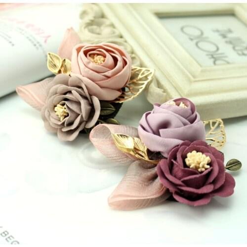 AWAYTR Fabric Flower Brooches Pin Retro Literature Women Flower Plant Brooch Fashion Jewelry Accessories With Female Clothing