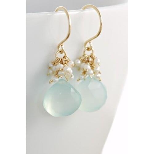 Korean Fashion Chalcedony Seed Pearl Earrings Handmade Gold Dangle Earrings with Pearl Clusters