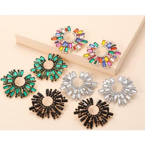 Wholesale Fashion Round Crystal Multicolor Earrings Rhinestone Sun Flower Stud Earrings Statement Geometric Diamond Earrings