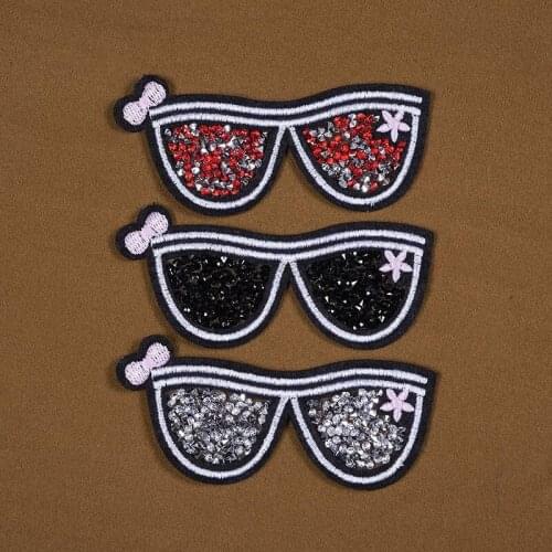 1Pcs Lovely Rhinestones Sunglasses Embroidered Patch Iron on Sewing Crystal Beaded Applique For Jeans Clothing Decor Badges