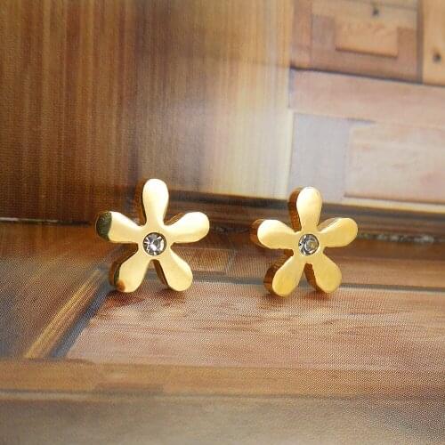 2018 Hot Classical Stainless Steel Earring Fashion Jewelry Simple Charm Rhinestone Flower Earrings For Women Gold