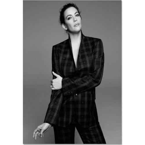 Custom Hot Sale Actor Model Liv Tyler Poster Home Decoration Fashion Canvas Material Wall Poster 20x30cm,27x40cm,30x45cm