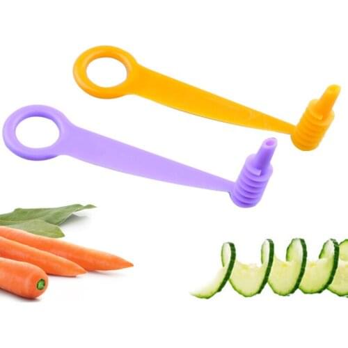 Household Spiral Shredder Plastic Cucumber Fruit Carrot Manual Vegetable Tool Cutter Kitchen Accessories Random Color
