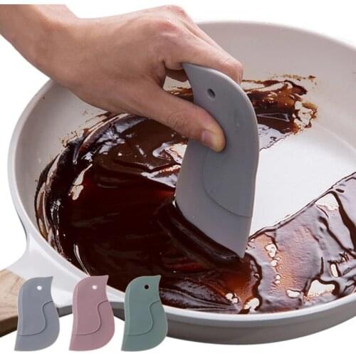 1pc Cute Cartoon Soft Scraper Kitchen Baking Tool Multi-function Scraper Oil Plate Scraping Oil Scraper Cleaning Tools