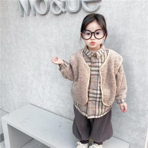 Girl winter lamb hair stitching plus-down shirt and wrapped side fur armor two-piece set