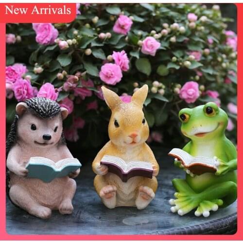 Cute Resin Rabbit Hedgehog Frogs Statue Outdoor Garden Store Decorative Frog Sculpture For Home Desk Garden Decor Ornament