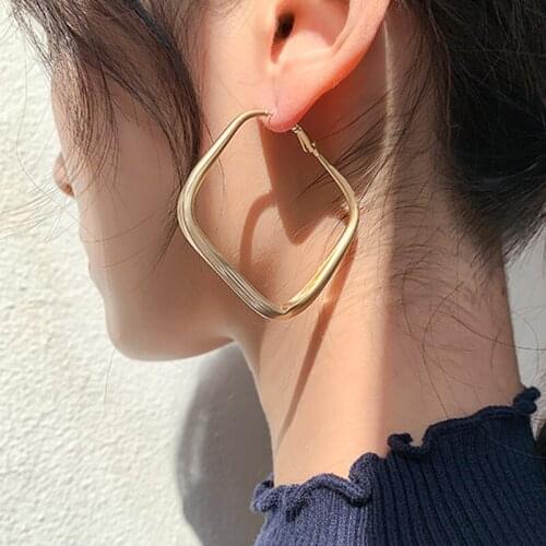 High Fashion Minimalist 925 Sterling Silver 18K Gold Plated Circle Stud Earrings Unique Wide Hoop Earrings Accessories