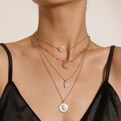 Multi-layer Fashion Pearl Moon Letter Geometric Round Portrait Necklace Pendant Women Exquisite Clavicle Choker Necklace Jewelry