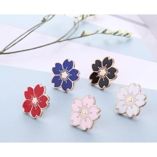Fashion Retro Flower Alloy Drop Oil Badge Brooch For Women Korean Pop Simple Small Metal Jewelry Wholesale