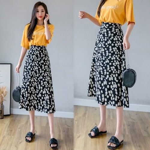 Summer new high waist floral chiffon skirt womens crotch slim long skirt elastic waist A lady skirt women pleated mini skirt