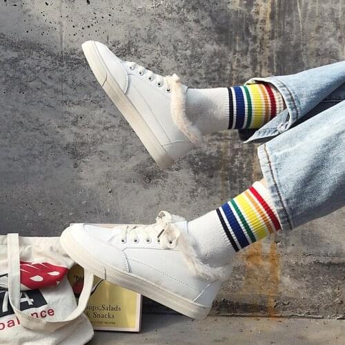 Winter new womens sneakers Classic solid color fashion plus velvet warm low-top casual lightweight platform women shoes U20-60