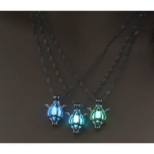 Glow In The Dark Necklac Cross design Pendant Necklace coppery Jewelry Women Gifts luminous Gem Accessories