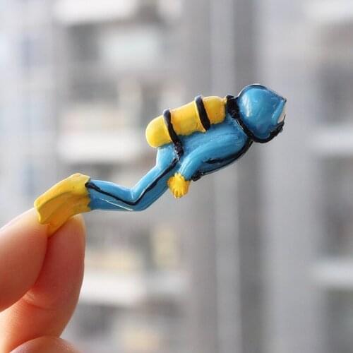 Aquarium Decoration New Unique Design Treasure Hunter Diver Action Figure Fish Tank Ornament Landscape Aquarium Accessories