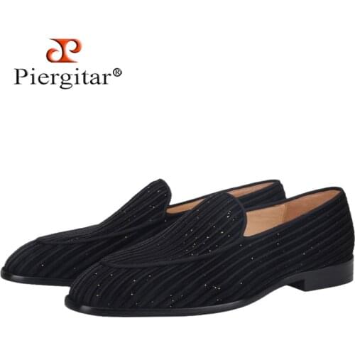 Piergitar Summer New Black Striped Velvet Men Loafers Handmade Gold Bling Mens Smoking Slippers Red Color Bottom Plus Size