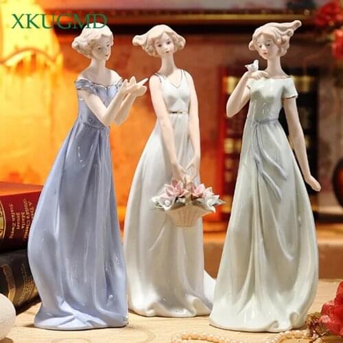 Western Woman Ceramic Ornaments Painted Figures Statues Bird Sculpture Desktop Crafts Wedding Gifts Home Decorations Accessories