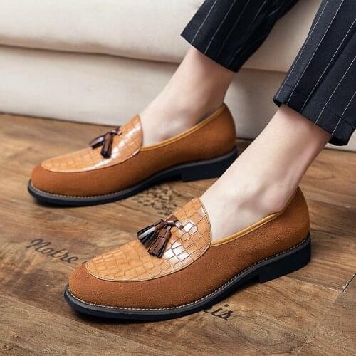Retro Mens Loafers Imitation Leather Casual Shoes Tassel Decoration Faux Sude Moccasin Spring Autumn Male Flats Plus Size 47