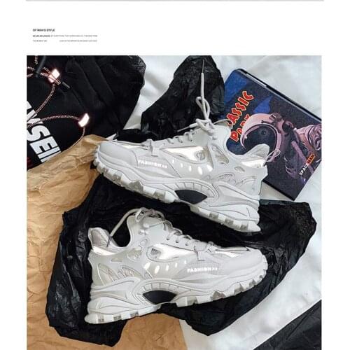 Mens Luminous Jogging Dorky Daddy Shoes Ins Trend 2021 Summer Korean Fashion Reflective Light Running Fitness Casual Sneakers
