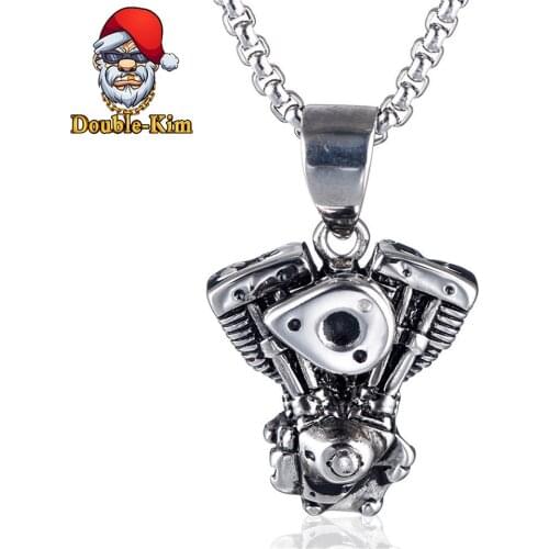 Retro Motorcycle Engine Pendant Necklace Men Hiphop Street Culture Titanium Stainless Steel Fashion Trendy Necklace Man Jewelry