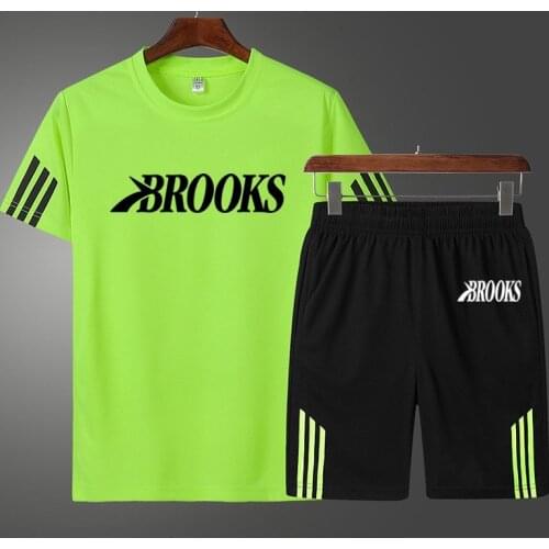 Mens Casual Suit Running Mens Sports Suit Mens O-neck Short-sleeved T-shirt + Shorts Breathable 2021 Fashion Mens Suit