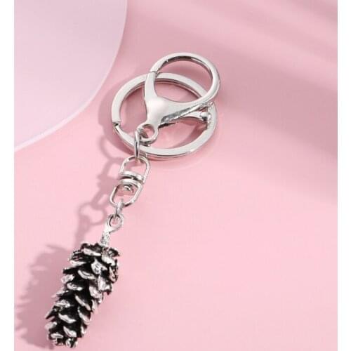 Cute Keychain 3D Pine Cone Key Ring Squirrel Pinecone Key Chains Metal Gifts For Women Men Handbag Accessorie Jewelry Handmade