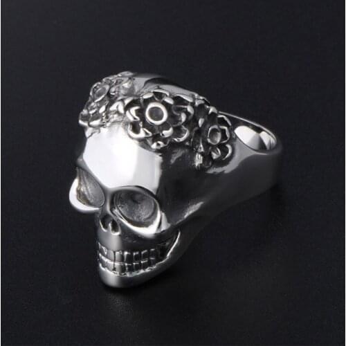 Personality Punk Skull Ring Silver Color Titanium Steel Ring Mens and Womens Hip Hop Rock Party Jewelry Halloween Gift
