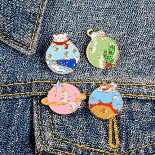 Cartoon Animal Cat Cactus Wave Plant Enamel Brooch Custom Alloy Badge Cowboy Clothes Bag Pin Woman Jewellery Accessories Gift