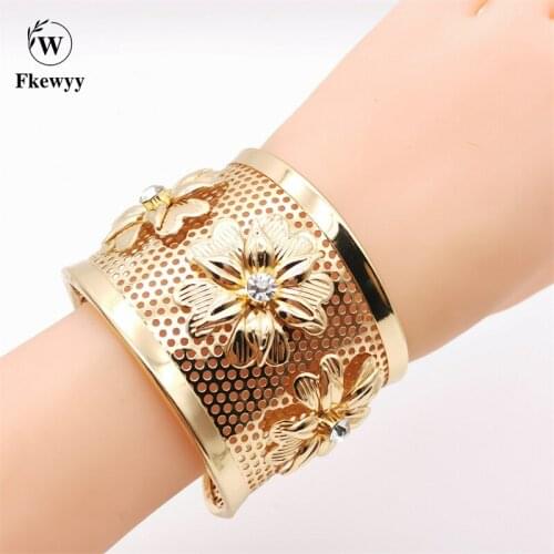 Fkewyy Ethnic Bracelets Gold Plated Jewelry Luxury Designer Plum Blossom Cuff Bracelet For Women Bohemia Jewellery Charm Girls