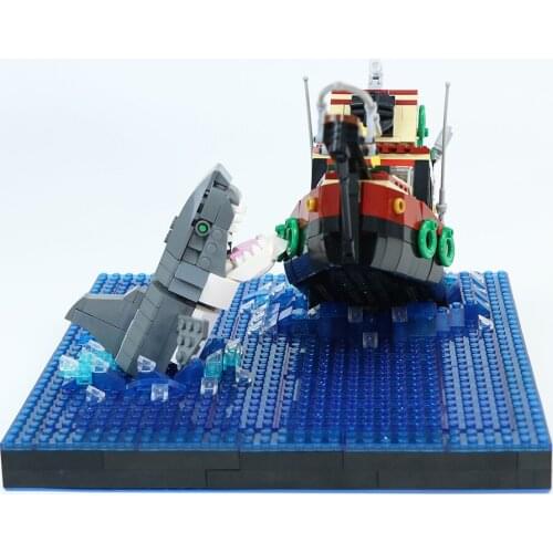 MOC Shark Attack Ship Fishing Boat Building Blocks Great White Shark Swreck Brick Home Decoration Childrens Toy Collection Gift