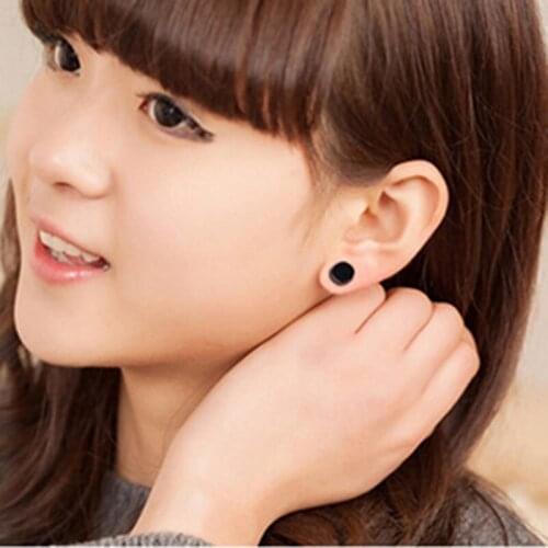 One Pair Black titanium Steel Round Stud Earrings For Women Dumbbell Pierceing Earrings Men Punk Fashion Jewelry Fashion New