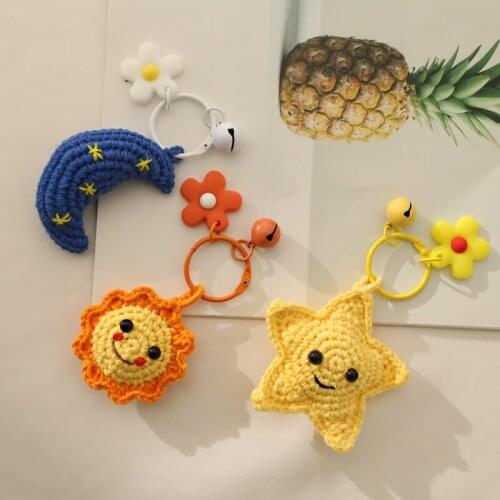 2021 New Unusual Key Chain Hand-woven Star Moon Sun Flower Knitted Pendant Jewelry Cute Key Pendant Bag Decoration Unisex