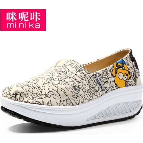 Women Running Shoes Platform Height Increasing Sneakers Female Breathable Sport Shoes Comfortable Canvas For All Season AA40238