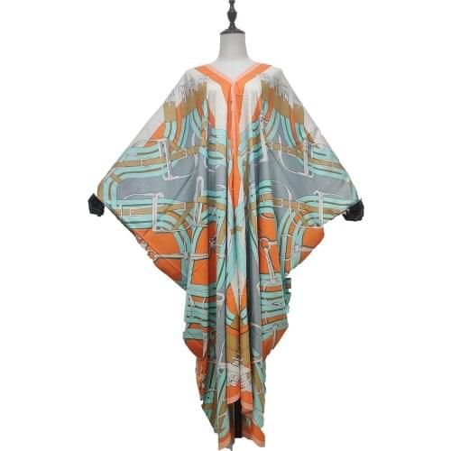 Middle East Popular Printed 2021 Comfortable Silk Full Length Maxi Dresses Traditional robe africaine femme Kaftan Dresses