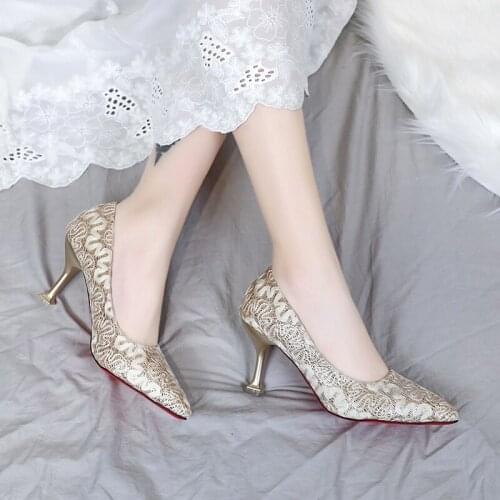 2019 new red pointed shallow mouth stiletto boat shoes fashion comfortable lace high heels bridesmaid shoes