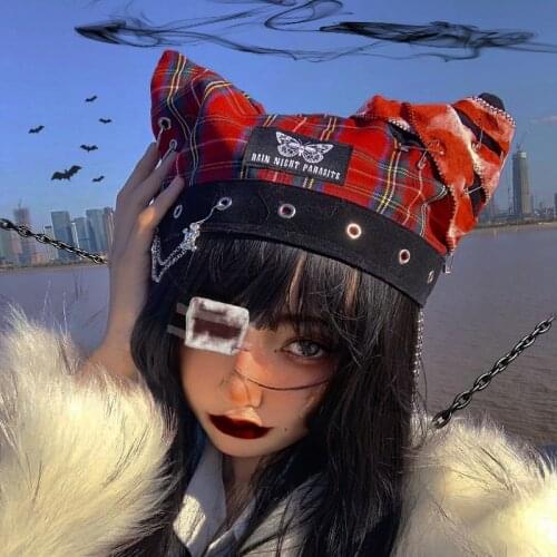 Ruibbit Hat Punk Harajuku Gothic Black Red Plaid Beret Casual Rock Metal Chain Cross Bucket Hat Streetwear Hip Hop Womens Hats