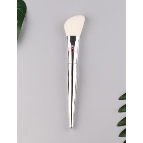 1 piece Oblique Blusher Makeup brush sculpting Make up brush IT Pro beauty tool silver plastic handle