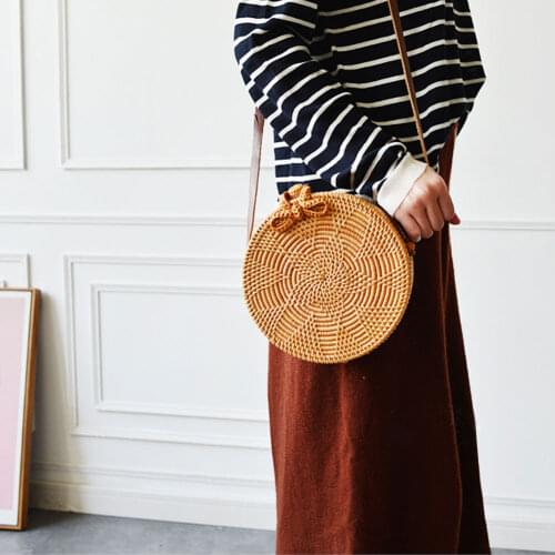 Bohemian Rattan Woven Handmade Round Small Bowknot Sunflower Pattern Beach Bag Retro Woven Circular Straw Fashionable Organizer