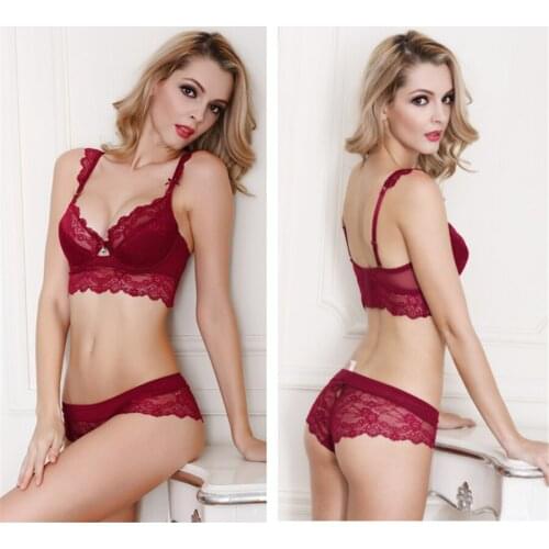 European And American Girls Sexy Lace Bra Underwear Set Deep V Gathered Thickened Ladies Underwear Set