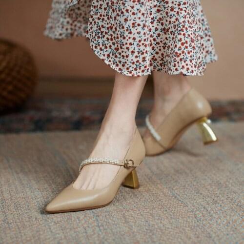 6012-1 the fairy spring wind a word cingulate high-heeled shoes women 2021 new pearl pointed shallow mouth documentary shoes