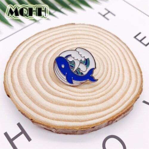 Creative Cartoon Animal Fish Whale Sea Water Spray Enamel Brooch Round Badge T-shirt Bag Pin Accessories Women Jewelry Kid Gift