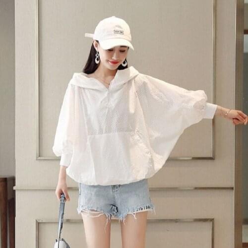 2021 Summer Leisure Loose Medium Sleeve Sportswear Net Red Hollow Sunscreen Womens Hooded Top Fashion