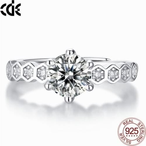 CDE Rings With Diamonds