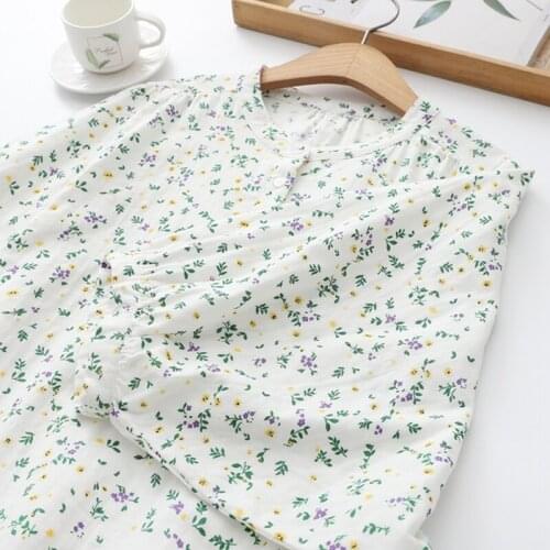 Sweet Style Vintage Floral Women Shirts Summer O-Neck Half Sleeved Loose Button Elegant Office Lady Outwear Tops