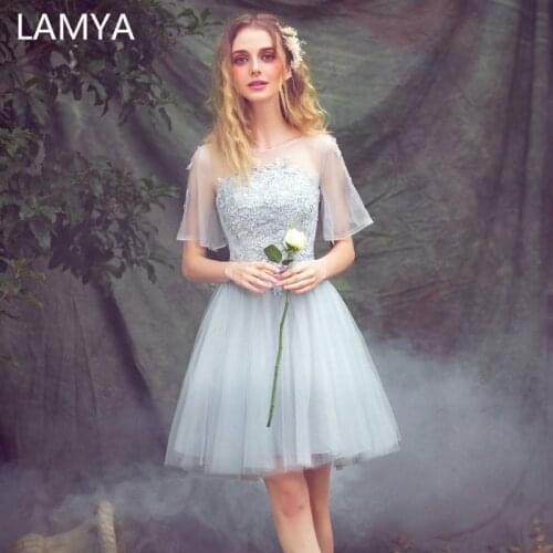 LAMYA Large Short Sleeve A Line Elegant Lace Prom Dresses 2019 Plus Size Evening Party Dress Knee Length Special Occasion Gowns