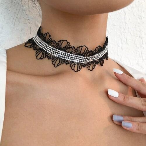 Lalynnly Punk Sweet Cute Handmade Crystal Black Color Lace Choker For Women Exquisite Rhinestone Necklace Wholesale Gift N9105