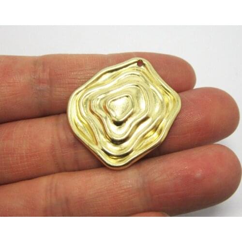 Brass charms 31.5x30mm Irregular wavy round Raw brass earrings pendant -20pcs R780