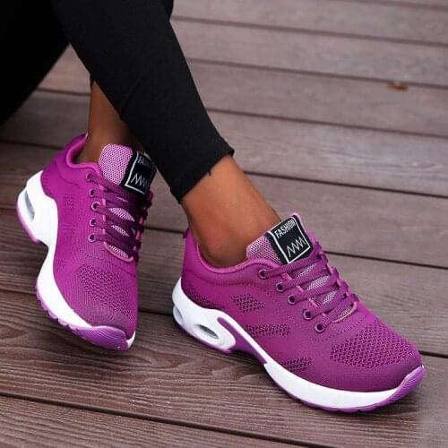 Womens Winter Sport Shoes Teenage Running Sneakers Woman Stripe Sports Shoes Ladies Gold Light Green Sneakers Aquatic Tennis