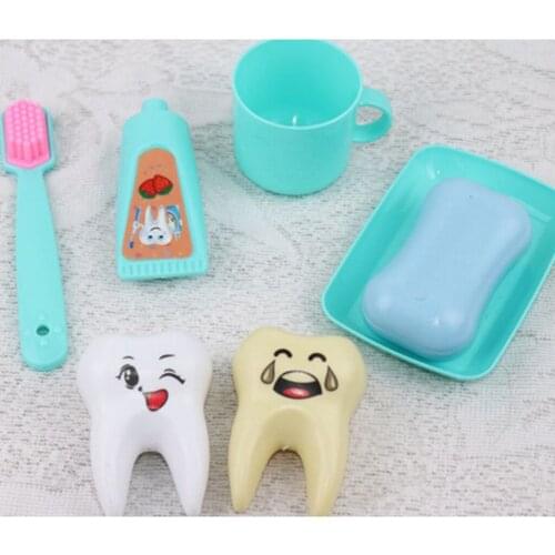 Doll House Miniature Household Toiletries Set Toothbrush Teeth Soap For 25cm Mellchan Doll Accs 6Pcs Green