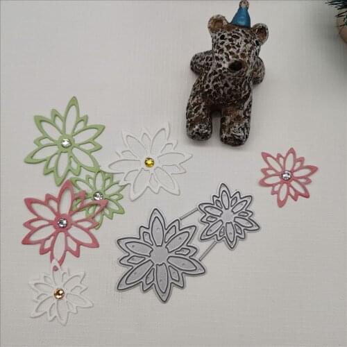 Flower combination metal cutting die scrapbook seal manual cutting die album card cover material DIY manual production